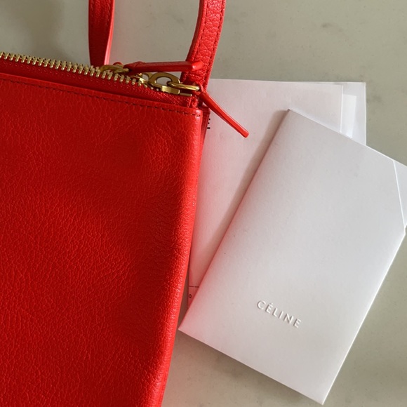 Celine Trio Crossbody - Picture 4 of 7